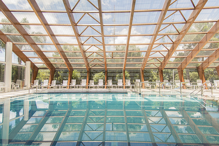 Piscina t&eacute;rmica onde acontecem as aulas de hidrogin&aacute;stica